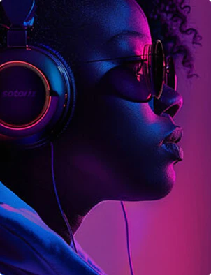Person, die mit Kopfhörern Musik hört